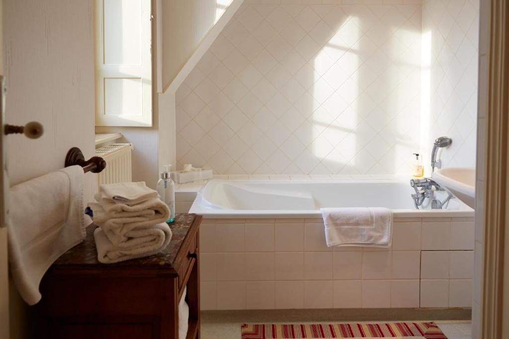 Chambres Au Chateau - Le Clos Des Tourelles Sennecey-le-Grand Szoba fotó