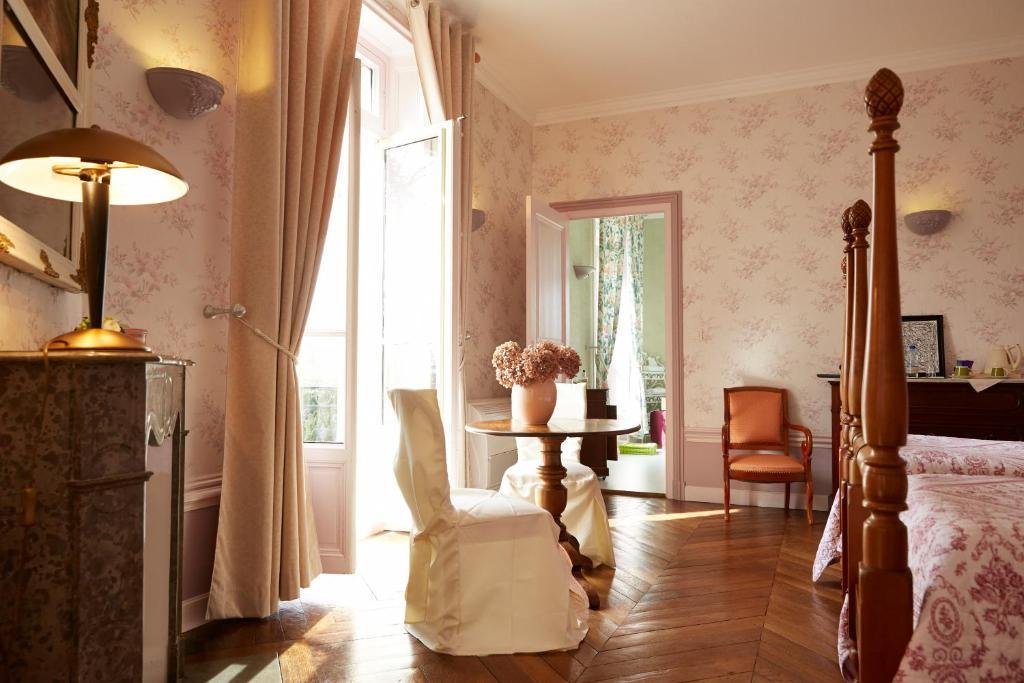Chambres Au Chateau - Le Clos Des Tourelles Sennecey-le-Grand Szoba fotó